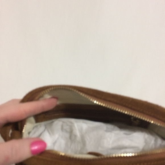 Ollie & B Fringe Grommet Suede Camera Bag AP105 - Picture 6 of 6